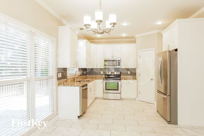 Photo - 4025 Ivy Bluff Trail