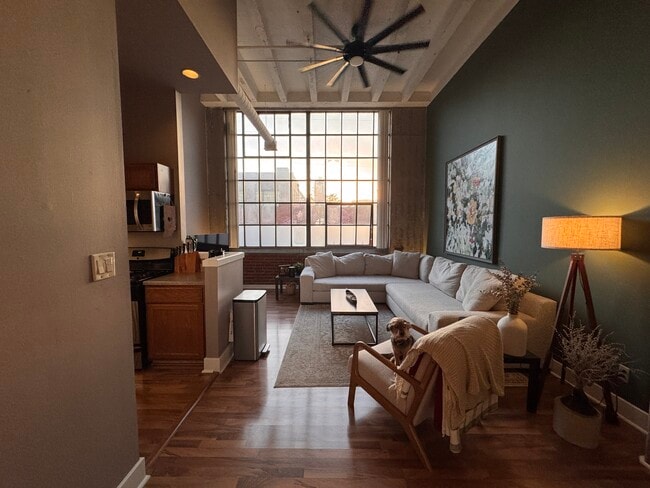 Photo - 611 N Park Ave Unit 114