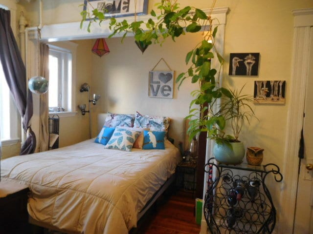 Photo - 165 Kelton St