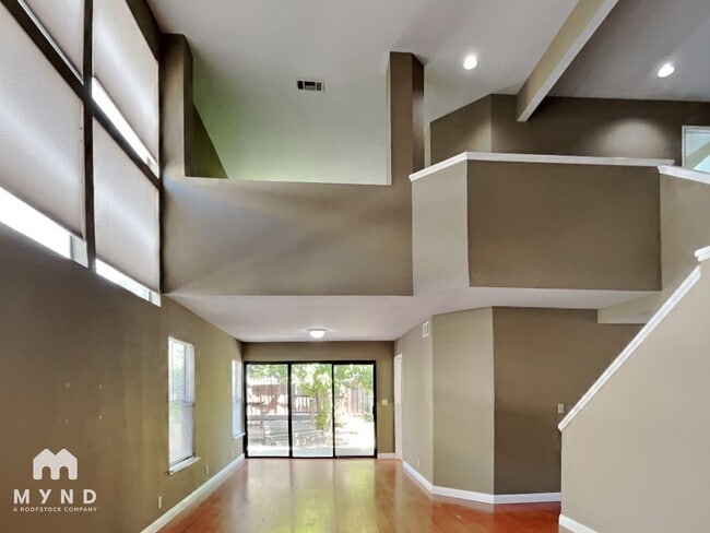 Photo - 4721 Shannondale Dr