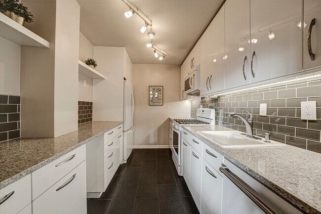 Photo - 2939 Van Ness St NW