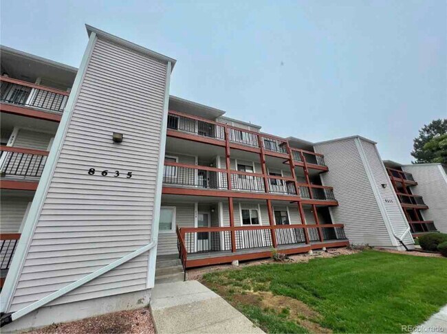 Photo - 8635 Clay St Unidad 418 Rental