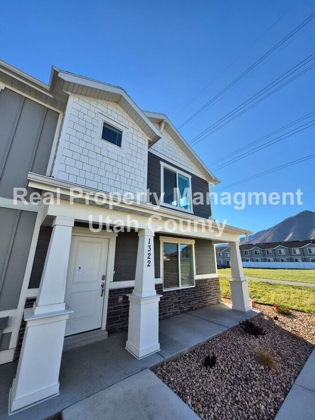 Photo - 1322 S 3540 E