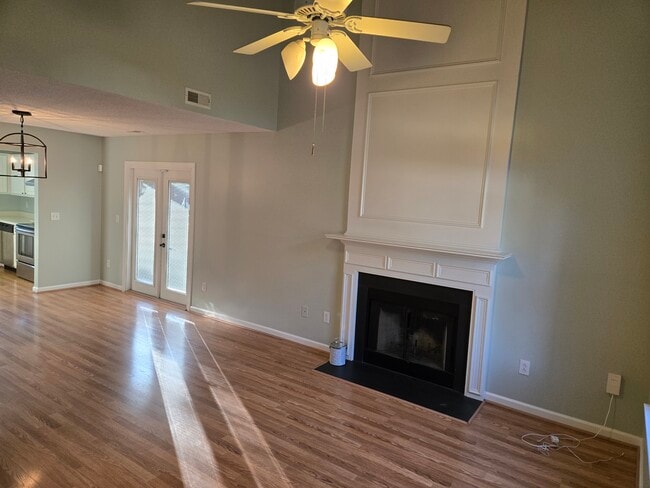 living room - 5006 Silhouette Dr