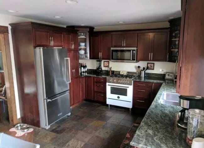 Photo - 754 Spring Rd