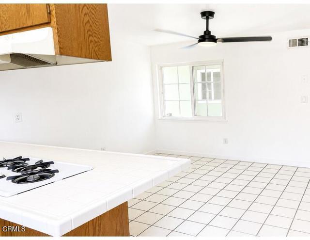 Photo - 14048 Trumball St