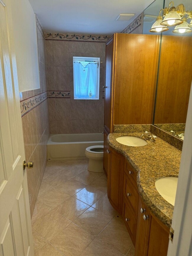 Photo - 330 Cypress Dr