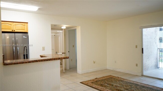 Building Photo - 15231 SW 80th St Unit 101