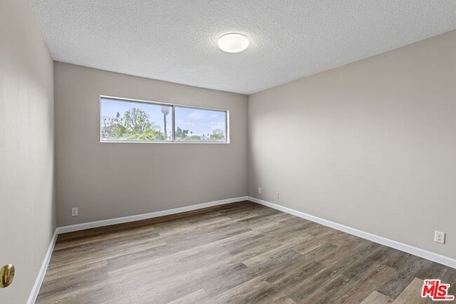 Photo - 1538 Stanford St Unit 8