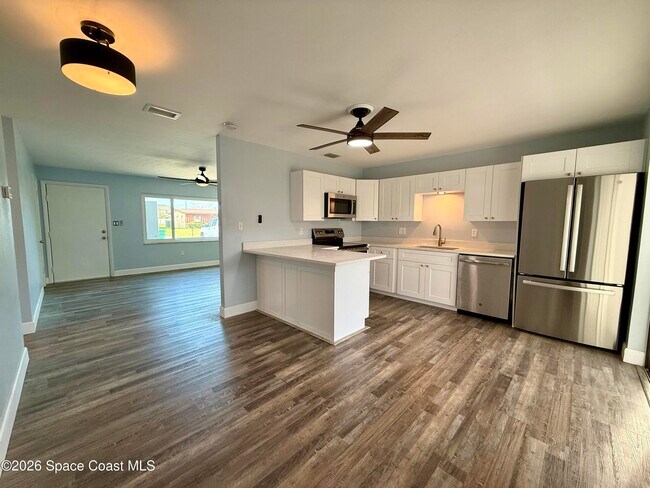 Photo - 2695 Kefauver St