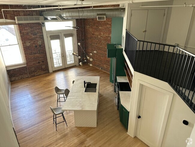 Building Photo - 1617 California St Unit 3D Rental