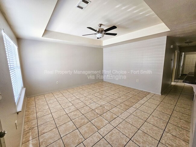 Photo - 1439 Brazil Ave