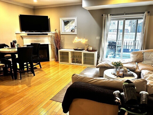 Photo - 18 Knowlton St Unit 1