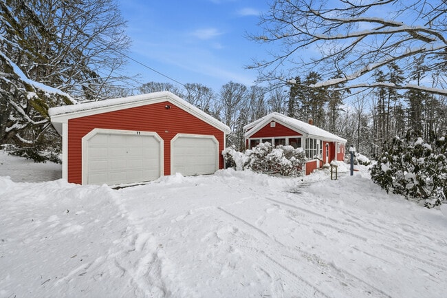 Photo - 11 Caribou Dr