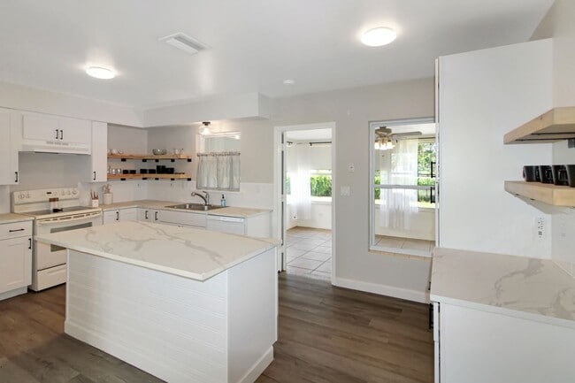 Photo - East Gate Annual Home for Rent