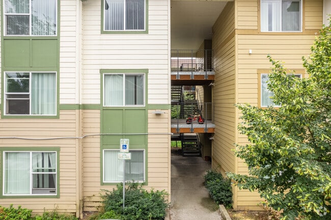 APARTAMENTOS EN D STREET - PORTLAND, OR