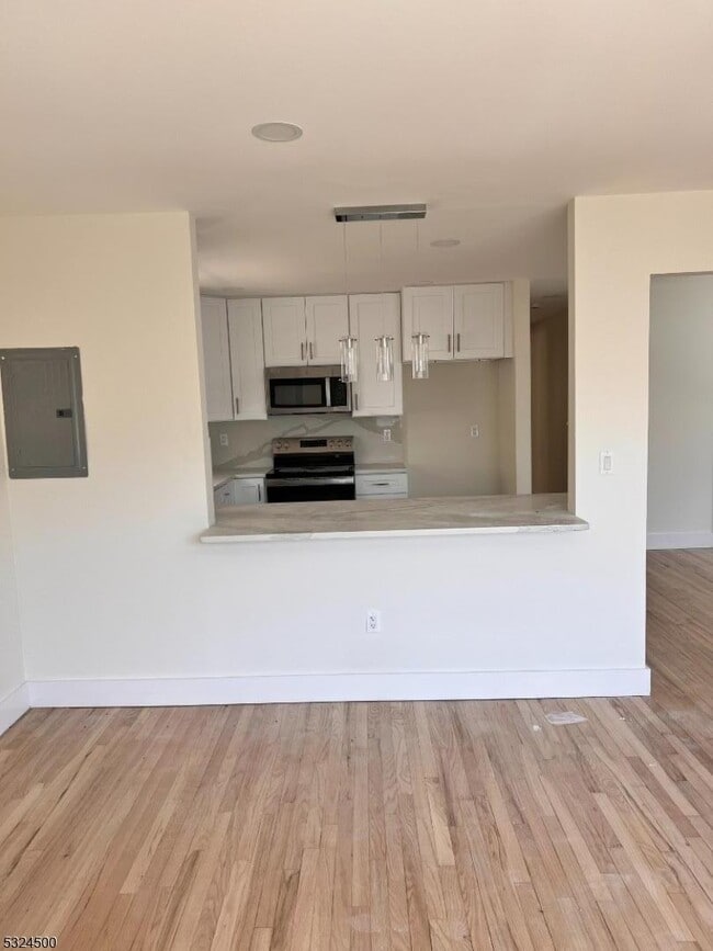 Photo - 72 69th St Unit 2