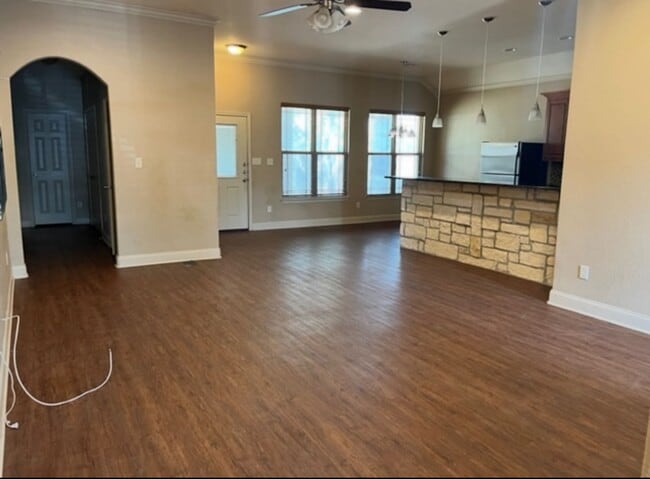 Photo - 2005 S 16th St