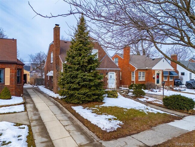 Photo - 2045 N Elizabeth St