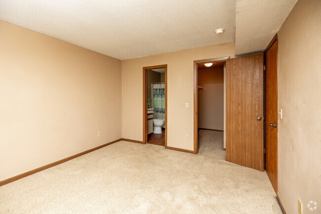 1BR, 1BA - Chelsea/596 SF