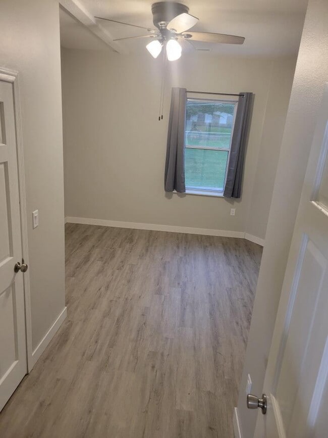 Photo - 1122 Valley St Unit 1122 1/2