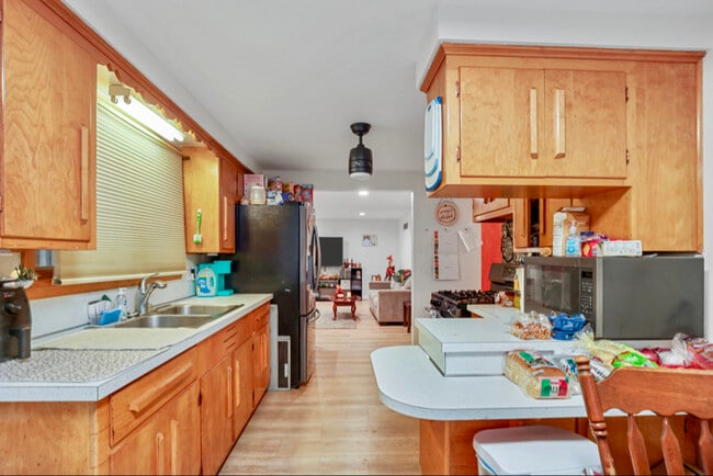 Photo - 1814 E Main St