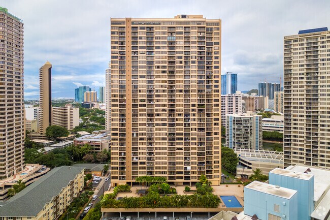 Photo - Chateau Waikiki