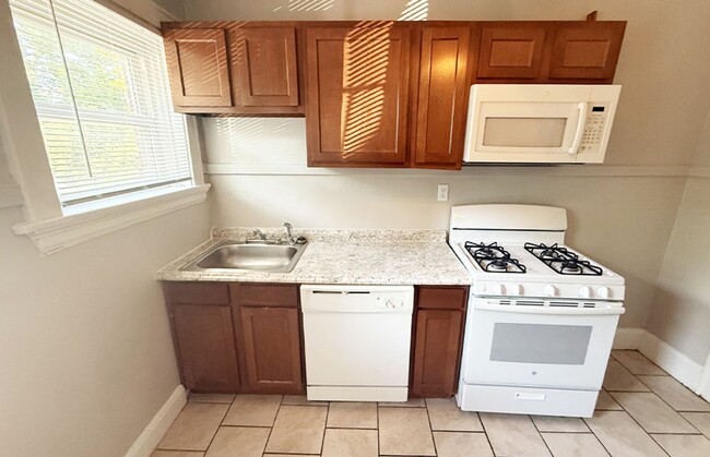 Photo - 415 Probasco St Unit 419-07