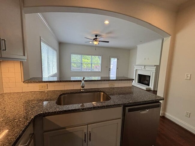 Photo - 950 Lennox BlvdBirmingham, AL35216