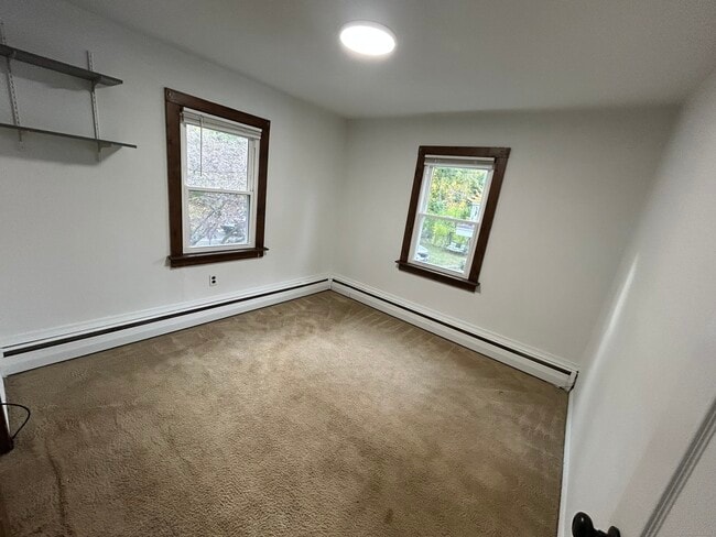 Photo - 22 Mountainville Rd Unit Apt #2nd Floor