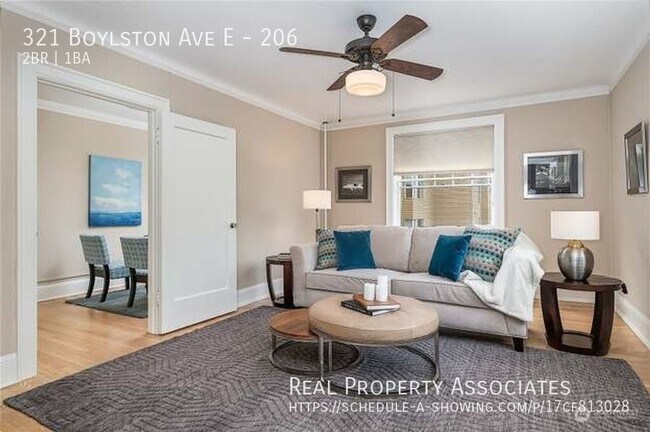 Photo - 321 Boylston Ave E