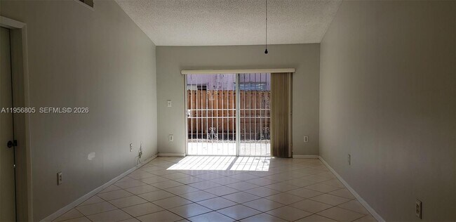 Photo - 1280 SE 9th St