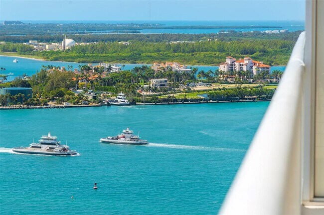 Photo - 450 Alton Rd Unidad 3010