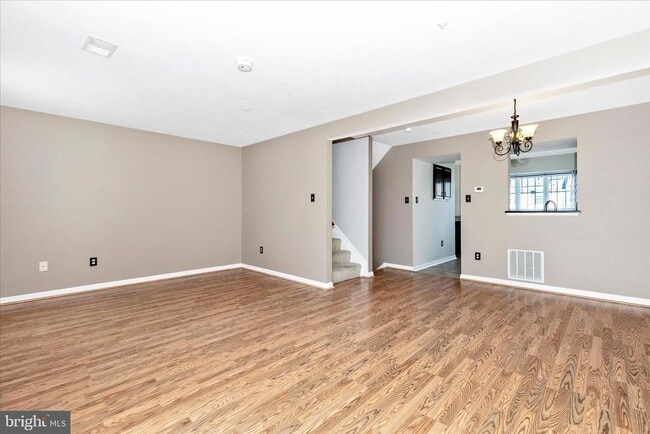 Photo - 5621 Queen Anne Ct