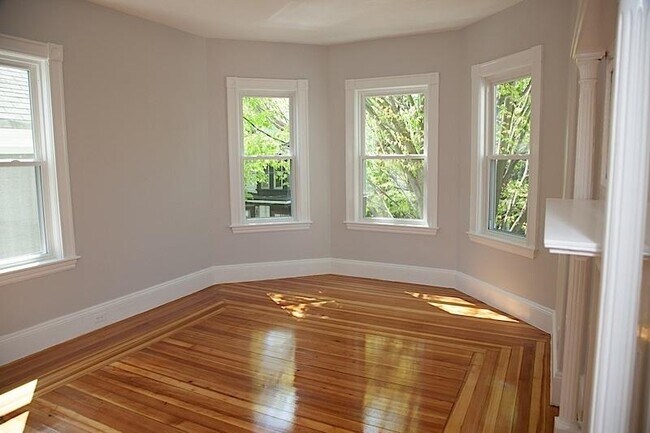21 Granite St Unit 1