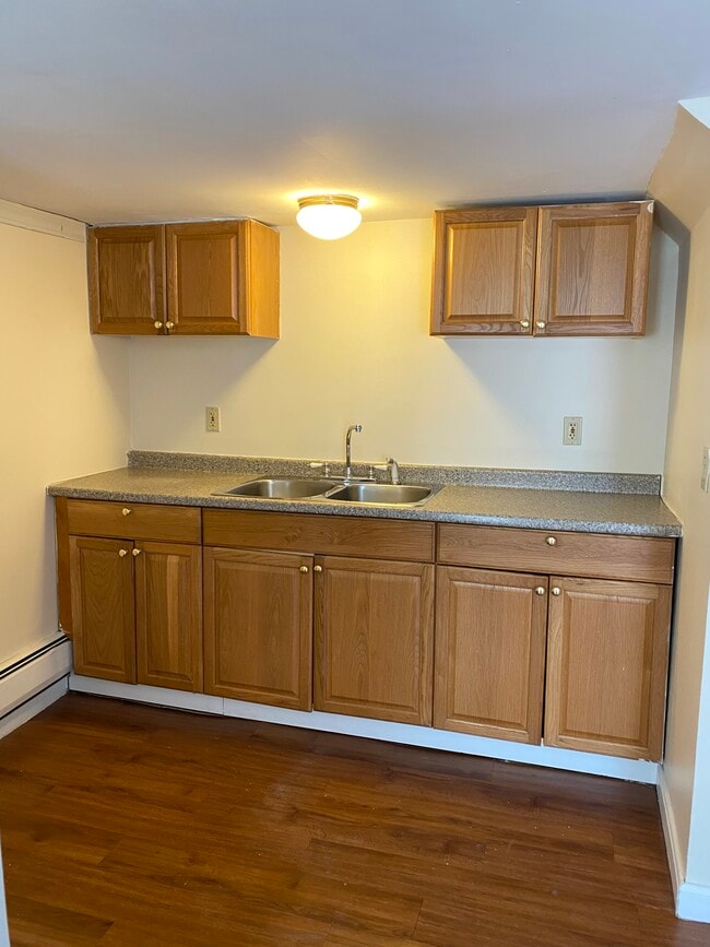 Building Photo - 154 Ohio St Unit 154 Ohio st Apt 2