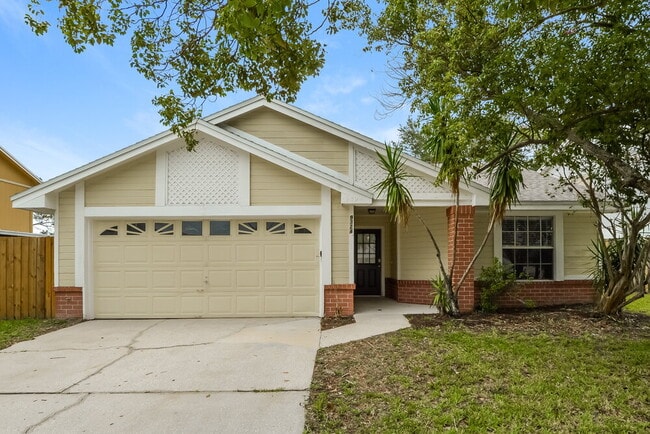 Building Photo - 9324 Pavillion Dr
