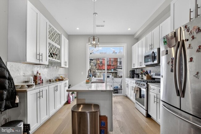 Photo - 1937 Gerritt St