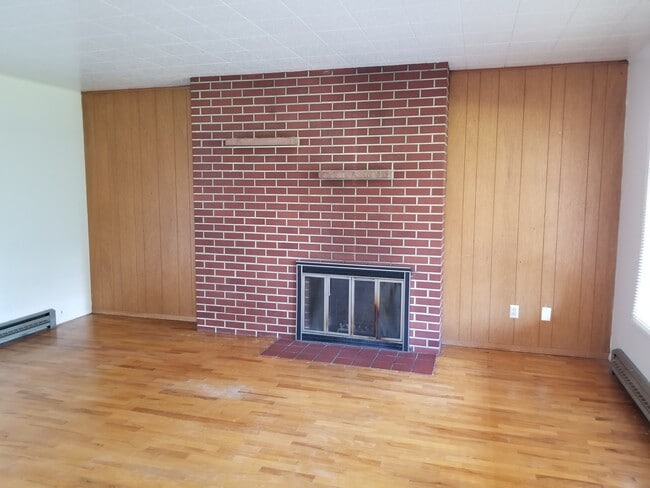 Photo - Occupied, do not disturb tenants. 2br duplex with carport and stackable washer/dryer included!