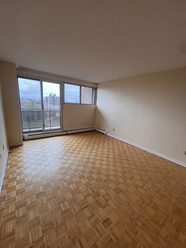 Building Photo - 345 Laurier Ave E Unit 805