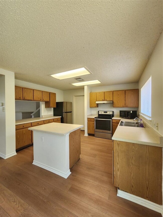 Photo - 2704 Vinson Ct
