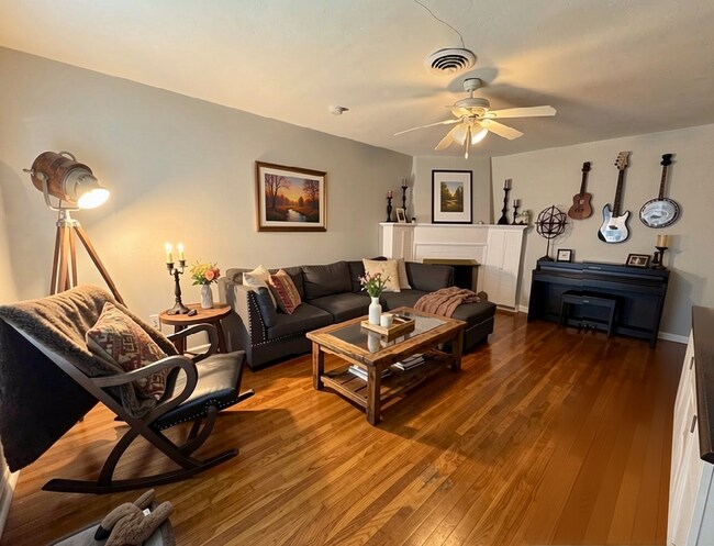 Photo - 3243 Bonnie Ln Unit 3243