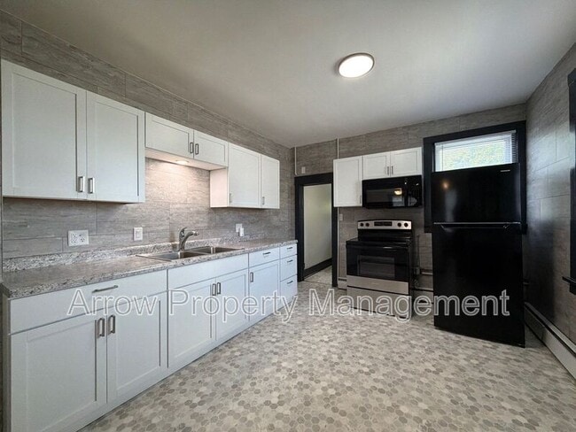Photo - 4602 St Paul Ave Unit 3