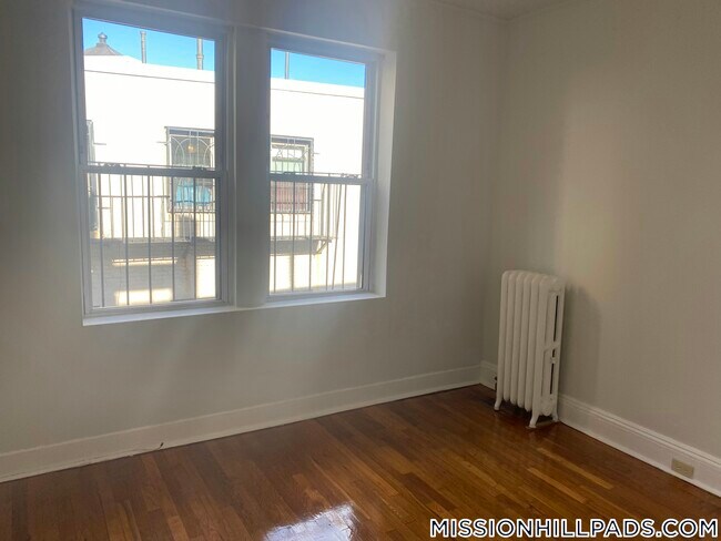 Photo - 49 Worthington St Unit 2
