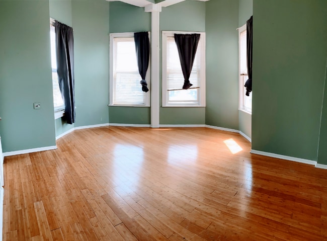 802 W 31st St Unit 2