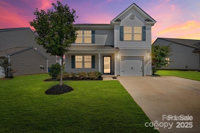 Photo - 134 Clove Hitch Dr