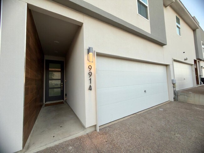 Photo - 9914 Kaspar Dr Unidad 9914