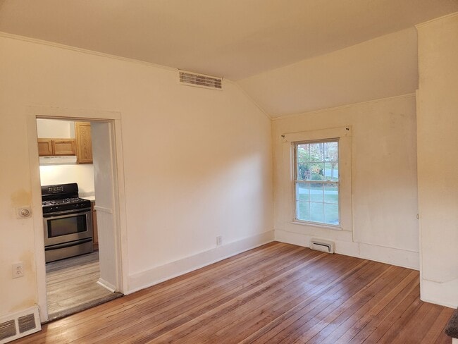 Photo - 122 Dole Ave Unidad 2