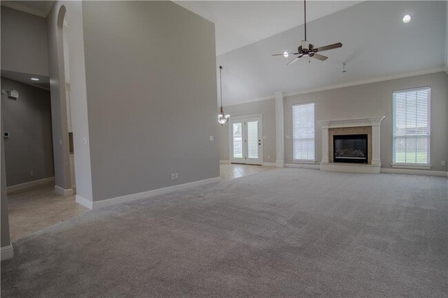 Photo - 5607 S 43rd St