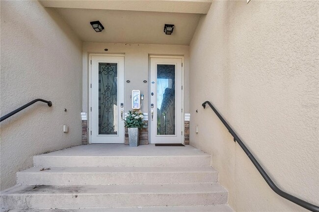 Photo - 5815 Wake Forest Run Unit 103